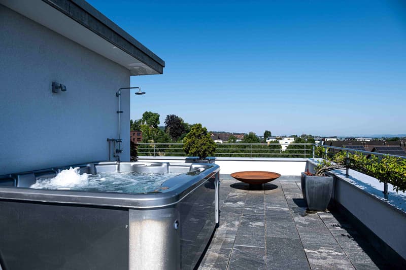 3.5-Zimmer-Attika-Feeling umlaufender Terrasse (5)