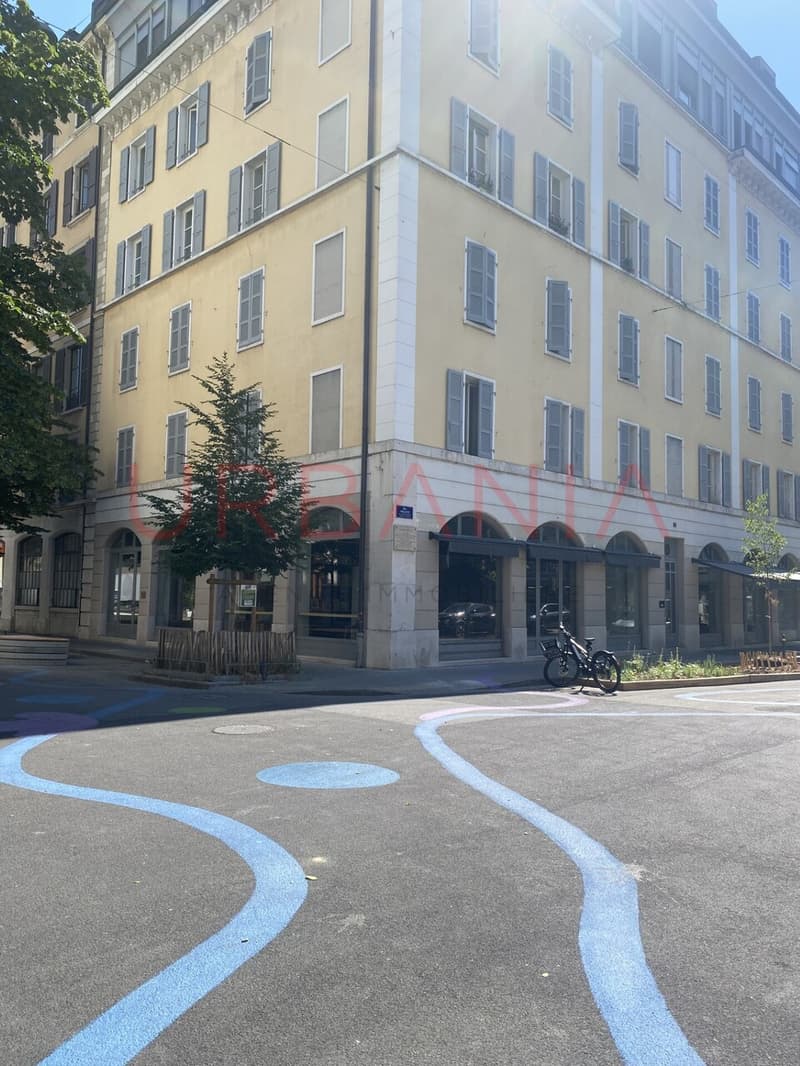 BEAUX BUREAUX RENOVES A PROXIMITE DE LA GARE CORNAVIN (6)