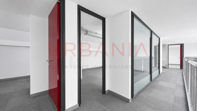 En exclusivité - SURFACE COMMERCIALE / BUREAUX - RIVE GAUCHE (3)