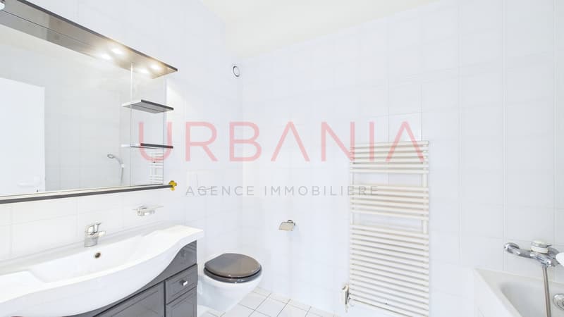 Superbe 6 pièces lumineux avec ascenseur privatif et balcons (8)