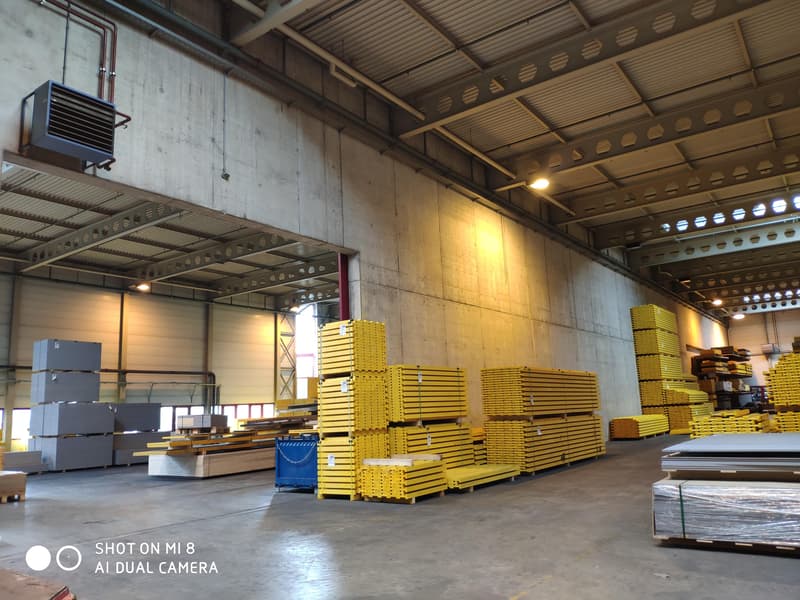 Befristet vom 01.07.- 31.12.26 - Gewerbehalle mit 741 m2 Fläche, 8 Meter Raumhöhe (5)