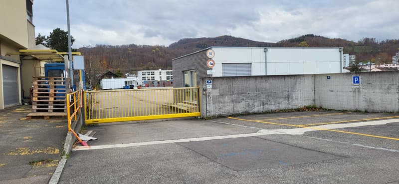 Auf der Suche nach einem temporären Aussenlager? (3)