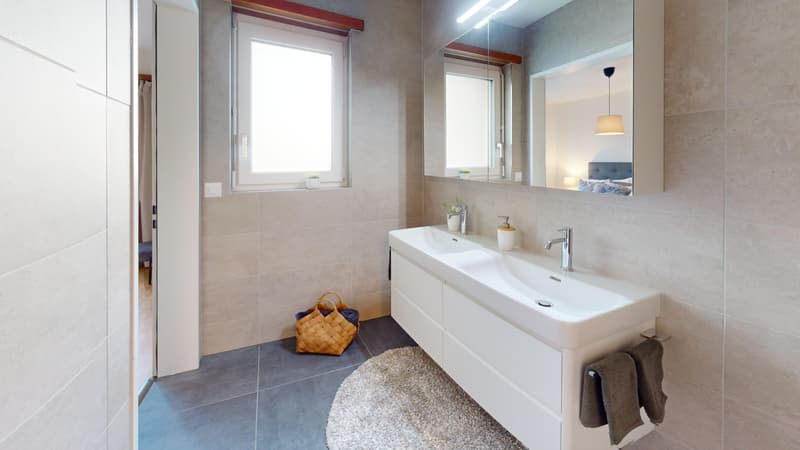 modernisierte 4.5-Zimmerwohnung in ruhiger, naturnahen Lage (8)