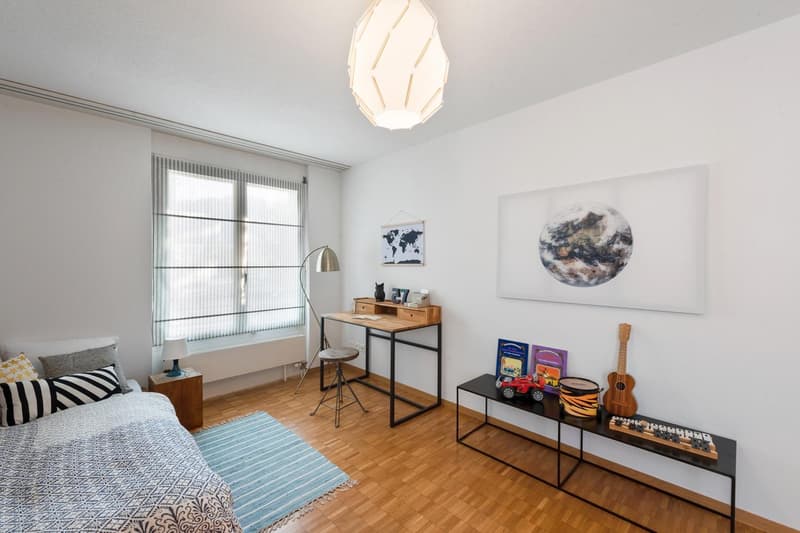 Grosszügige 3.5-Zimmer-Gartenwohnung mit Sicht auf die Aare (4)