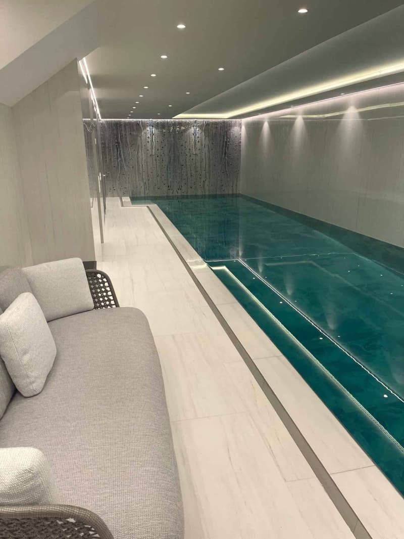 Somptueuse propriété de 10 pièces - Vue imprenable - Piscine intérieure (10)