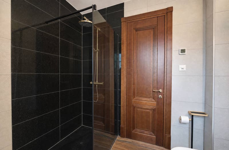 Exclusif: Maison de Maître aux allures de château - 9 pièces (11)