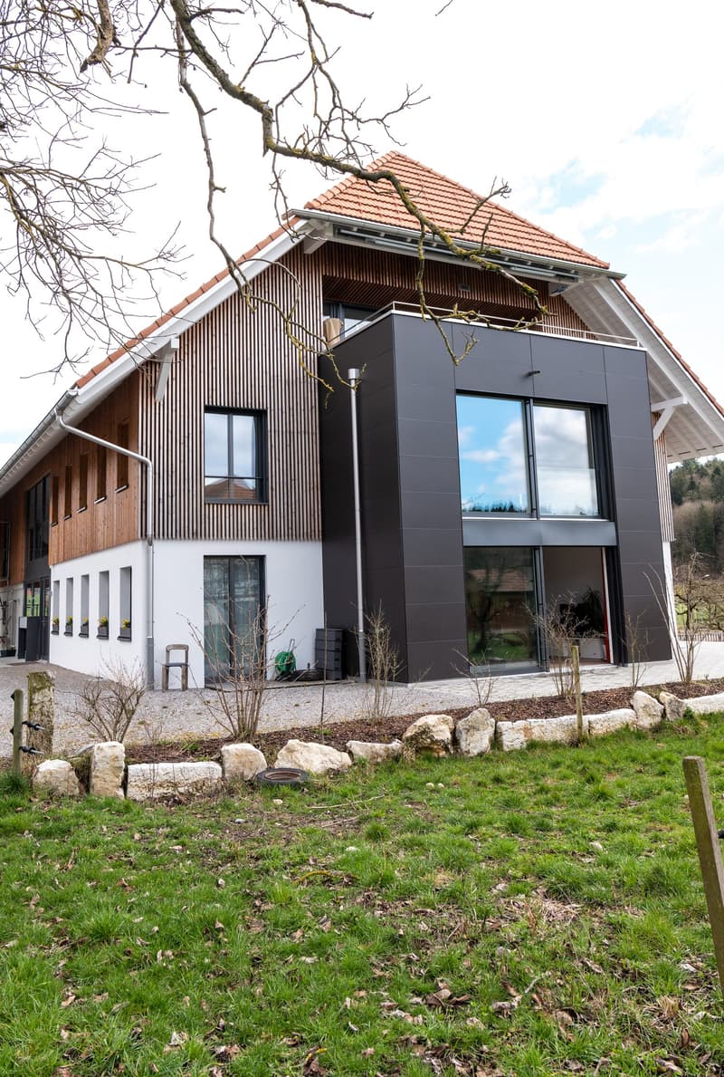 Familienfreundliche 4.5 Zimmer-Wohnung auf dem Land! (15)