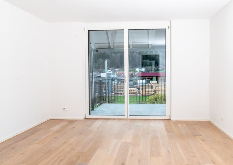 Familienfreundliche 4.5 Zimmer-Wohnung auf dem Land! (8)