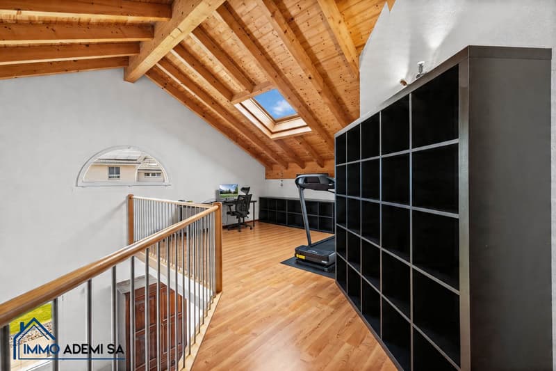 Spacieuse villa individuelle de 269 m² avec 2 logements, sur une parcelle de 1'009 m² au Bouveret ! (19)