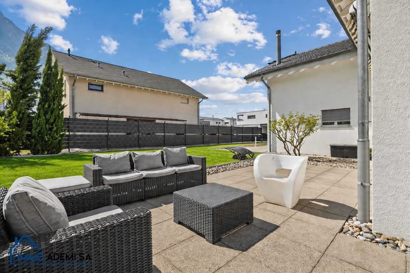 Spacieuse villa individuelle de 269 m² avec 2 logements, sur une parcelle de 1'009 m² au Bouveret ! (8)