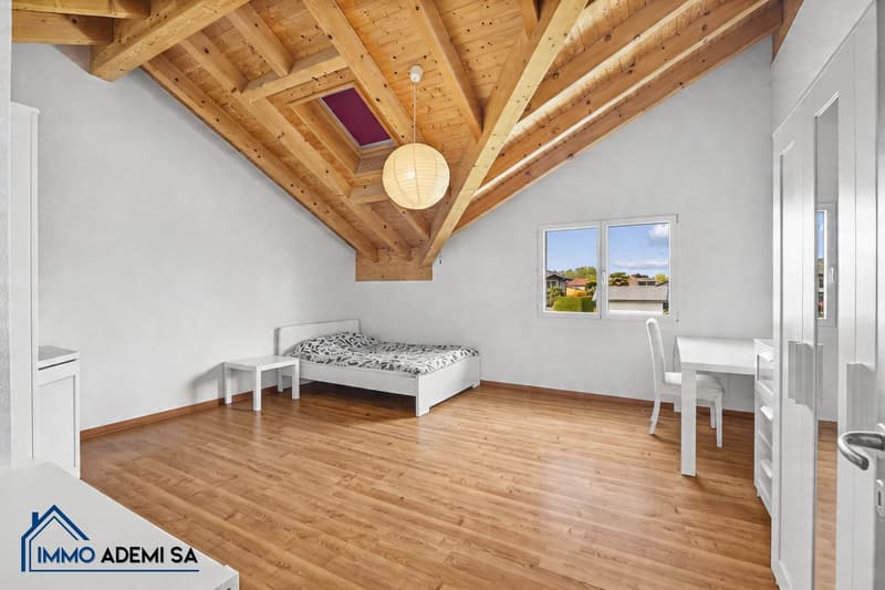 Spacieuse villa individuelle de 269 m² avec 2 logements, sur une parcelle de 1'009 m² au Bouveret ! (21)
