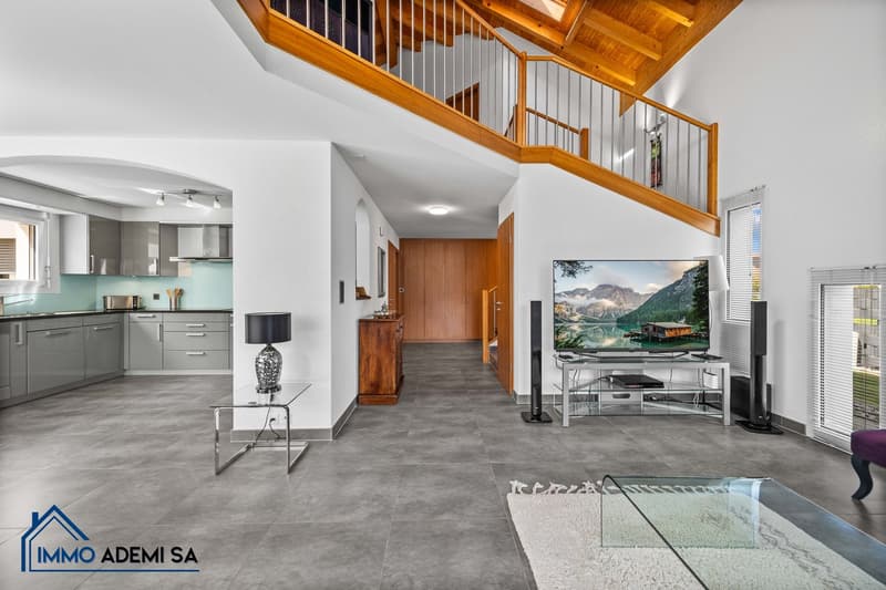 Spacieuse villa individuelle de 269 m² avec 2 logements, sur une parcelle de 1'009 m² au Bouveret ! (13)