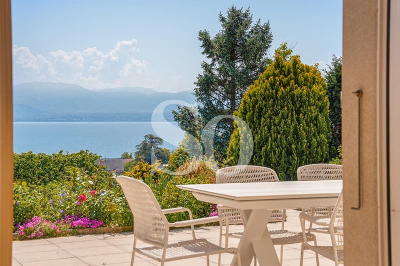 Villa Coup de Coeur avec Vue Panoramique à Dully (5)