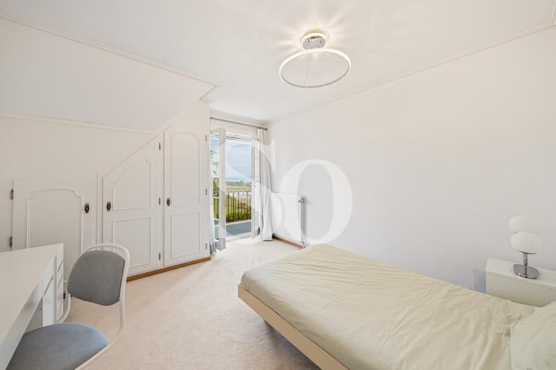 Villa Coup de Coeur avec Vue Panoramique à Dully (10)