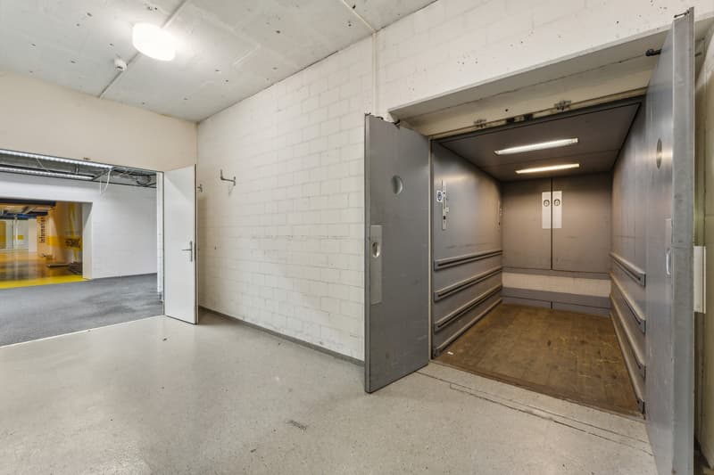 Espace de bureau et commercial attractif (625 m2) avec flexibilité maximale à Luzern-Littau (10)