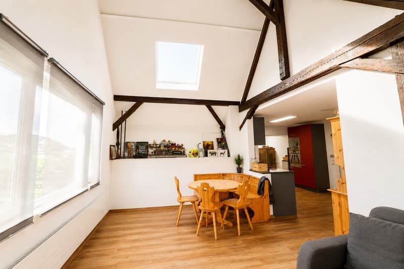 3.5-Zimmer-Dachwohnung mit Charme in Holderbank (5)