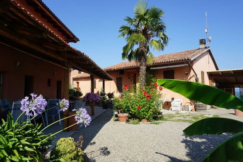 Dream property in a unique location (9)