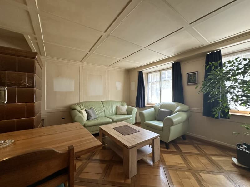 Charming row house with 6 rooms (2)