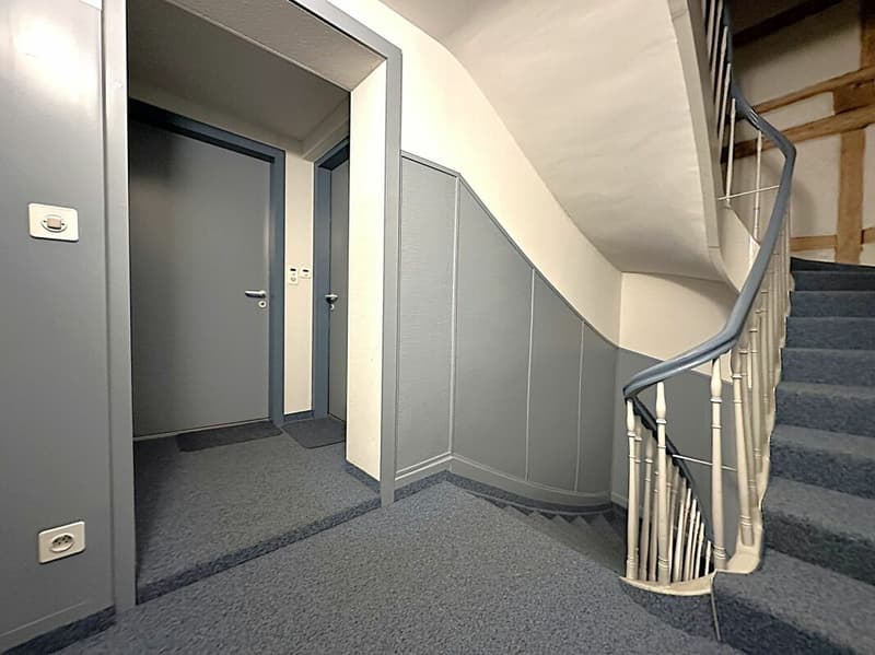 Wohn - und Geschäftshaus im Stadtzentrum von Glarus (9)