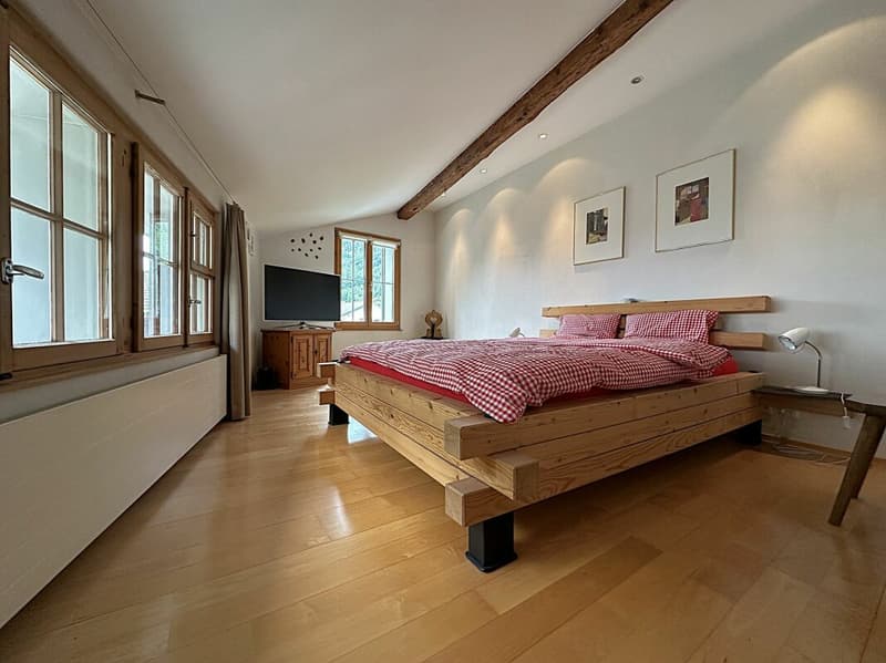 7.5 Zimmer-Einfamilienhaus mit schönem Garten (6)