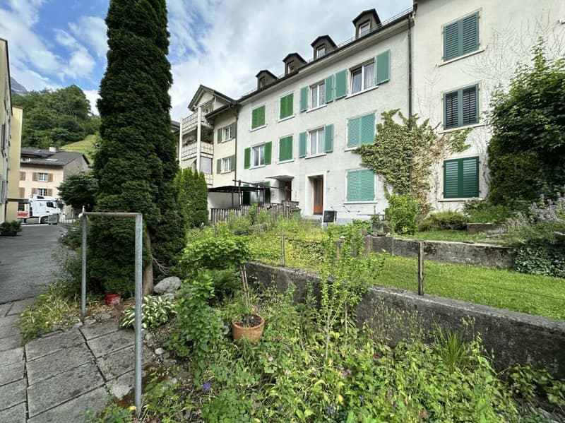 5.5 Zi. -Reiheneinfamilienhaus mit 1.5 Zi.- Einliegerwohnung (14)