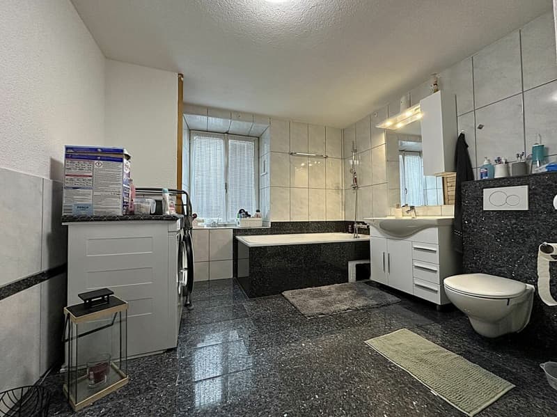 5.5 Zi. -Reiheneinfamilienhaus mit 1.5 Zi.- Einliegerwohnung (6)