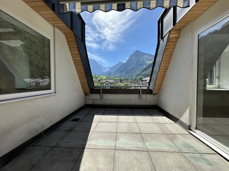 6 Zimmer Dachwohnung direkt beim Bahnhof Linthal (6)
