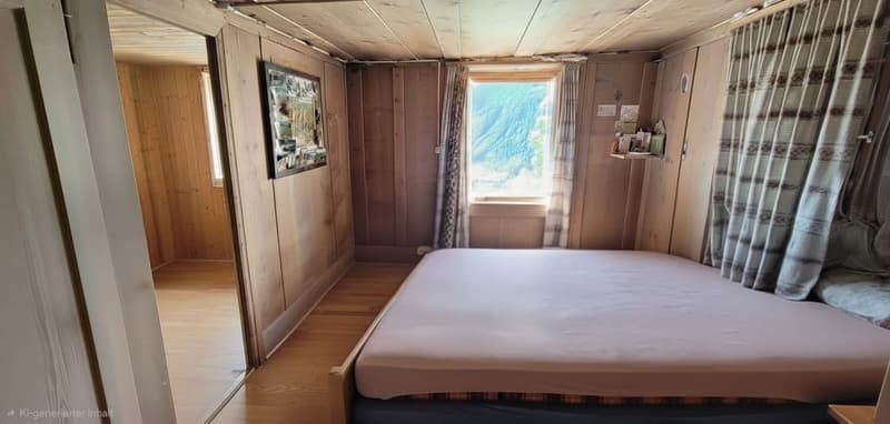 CHARMANTES HAUS MIT ANGRENZENDEM HOLZHAUS - VIEL RAUM FÜR NEUE IDEEN (6)