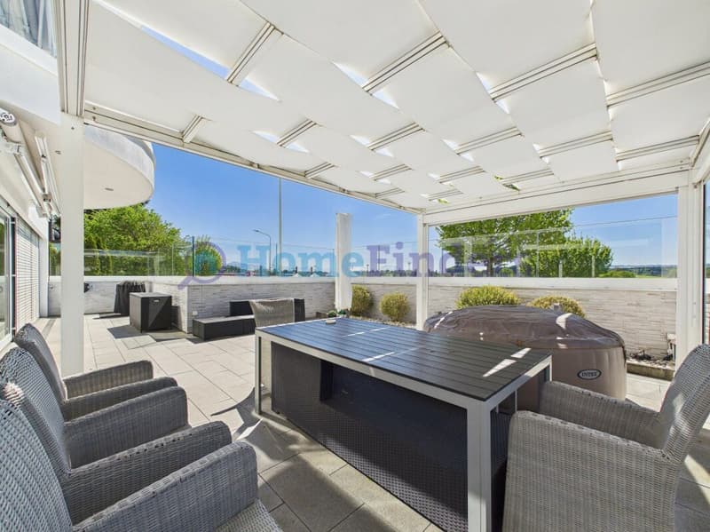 LICHTDURCHFLUTETES EINZELSTÜCK MIT SONNIGER TERRASSE! Kopie (2)