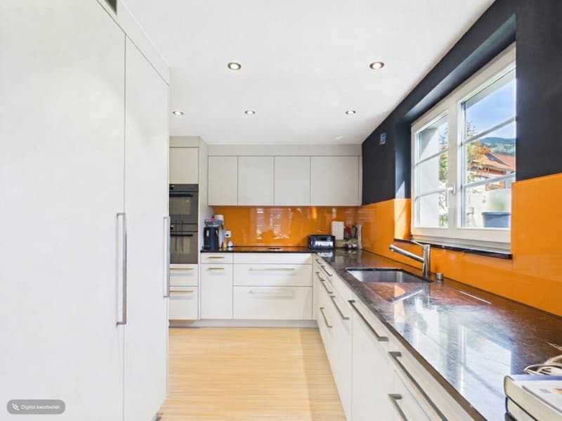 EIN ZUHAUSE MIT GESCHICHTE, CHARME UND VIEL PLATZ (3)