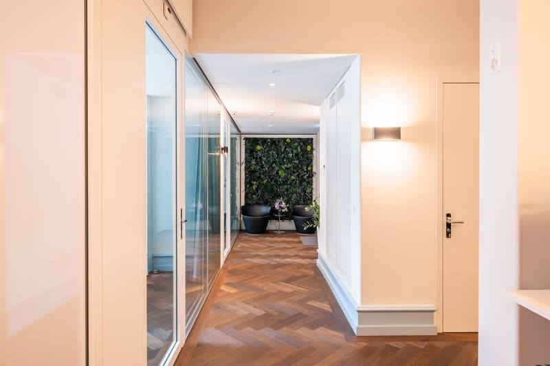 Neu ausgebautes und gekühltes Büro an der Bahnhofstrasse (3)