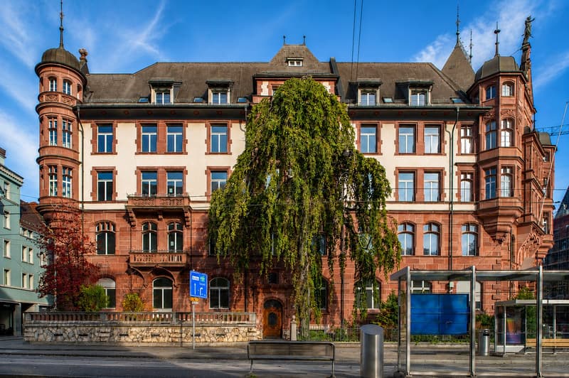 Hochrepräsentative und bezugsbereite Büroflächen mit betreutem Empfangsservice (8)