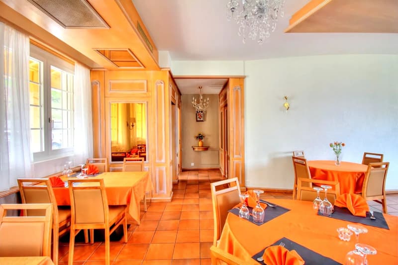 Restaurant avec logement et fort potentiel à Vex (6)