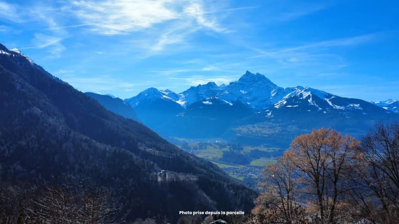 Terrain permis en force pour 3 villas à Bex (2)