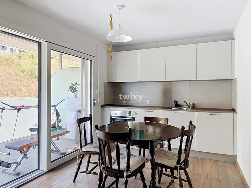 Ayent | Lumineux studio récent avec beau balcon (2)