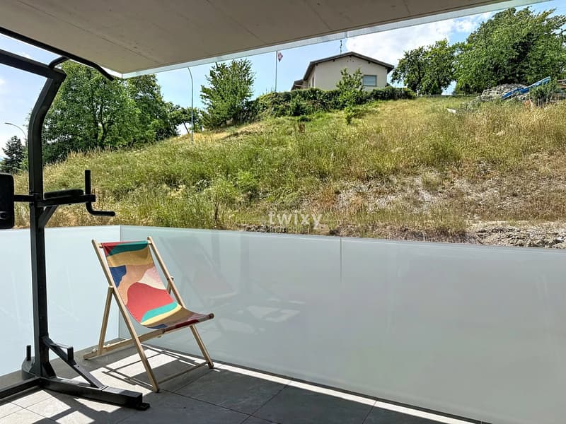 Ayent | Lumineux studio récent avec beau balcon (7)