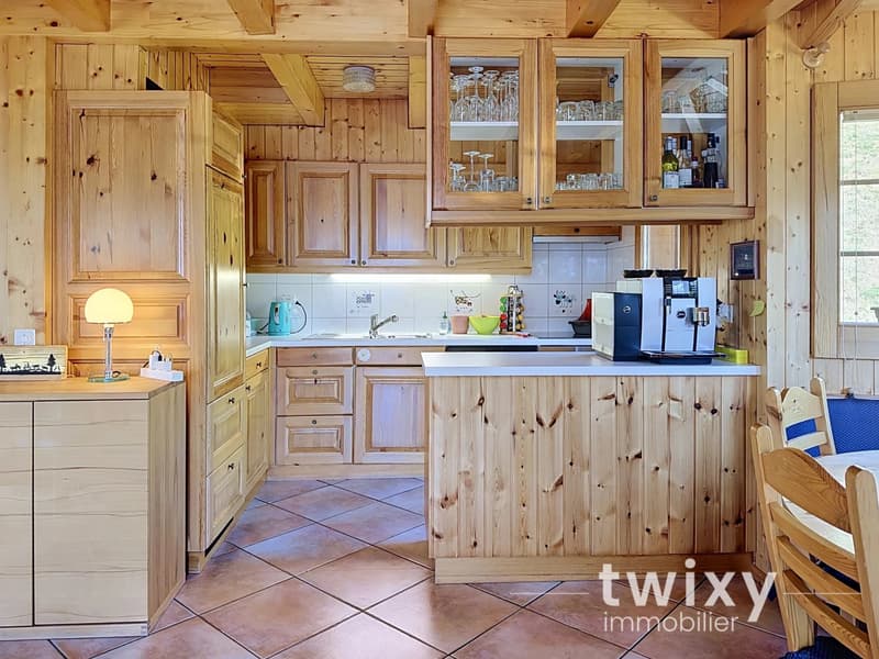 Charmant chalet de 4.5 pièces avec spa (8)