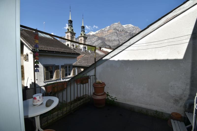 Gepflegtes Wohnhaus mit Ladenlokal. (10)