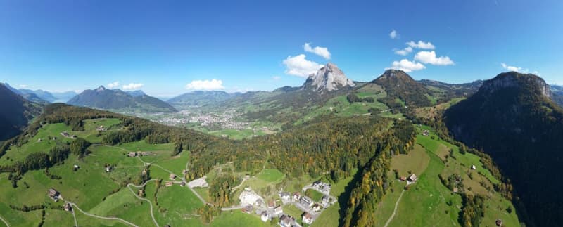 Bauland Mitten in der Natur an Hanglage mit Aussicht (3)