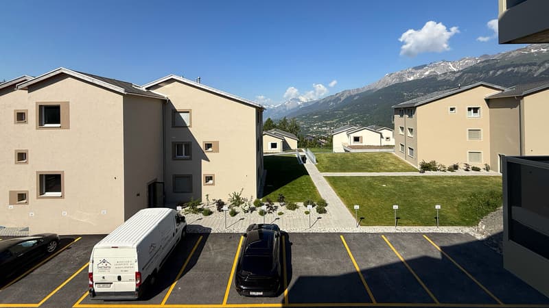 Vue depuis le balcon E12 (27.05.2026) / View from balcony E12 (27.05.2026) / Vista dal balcone E12 (27.05.2026)