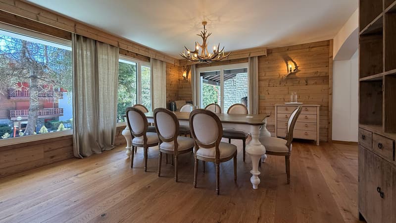 Salle à manger / Dining room / Sala da pranzo