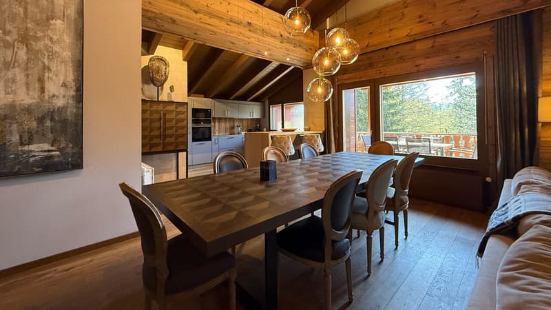 Salle à manger / Dining room / Sala da pranzo