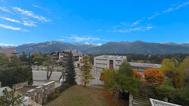 Vue depuis le balcon / View from the balcony / Vista dal balcone