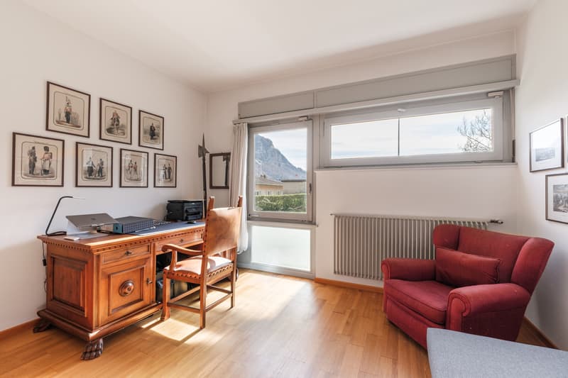 Bild 13 Arbeits- oder Ruhezimmer