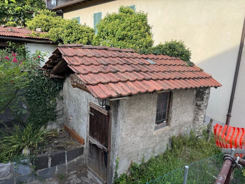 Casa unifamiliare da nucleo da ristrutturare a Bironico (7)