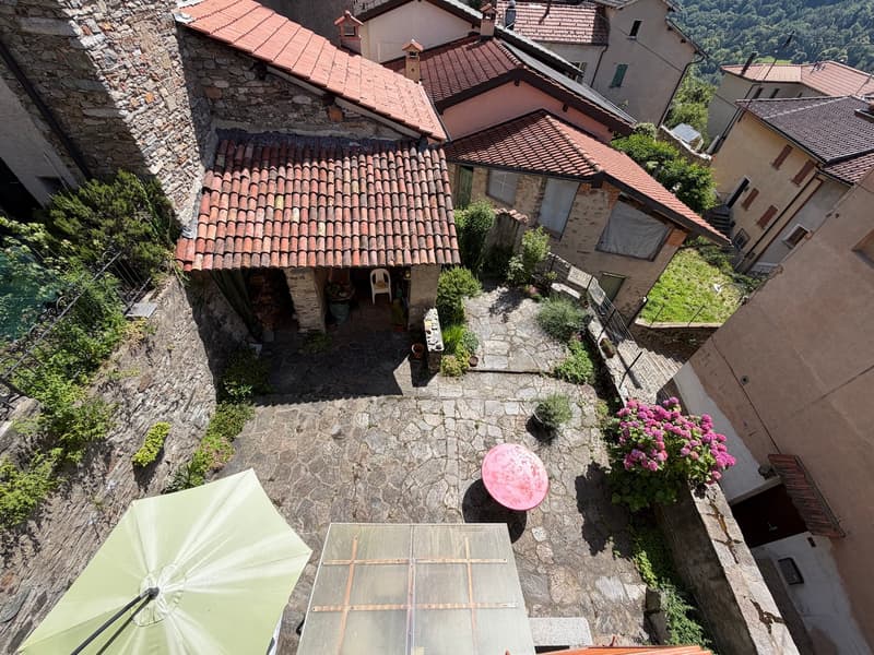 Grande casa da nucleo 4.5 loc. con giardino a Breno Alto Malcantone (13)