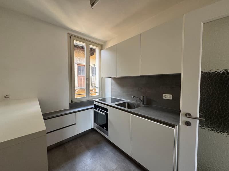 Appartamento 4.5 locali con vista lago a Ponte Tresa (3)