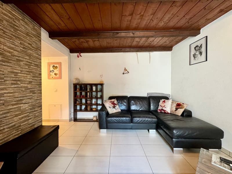 Casa 5.5 locali e un monolocale affittato nel nucleo di Biasca (4)