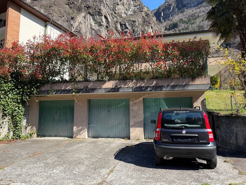 Casa bifamiliare 5.5 e 3.5 indipendente con giardino e box a Bodio (17)