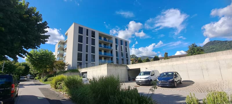 Moderno appartamento 3.5 locali con vista panoramica a Balerna (2)